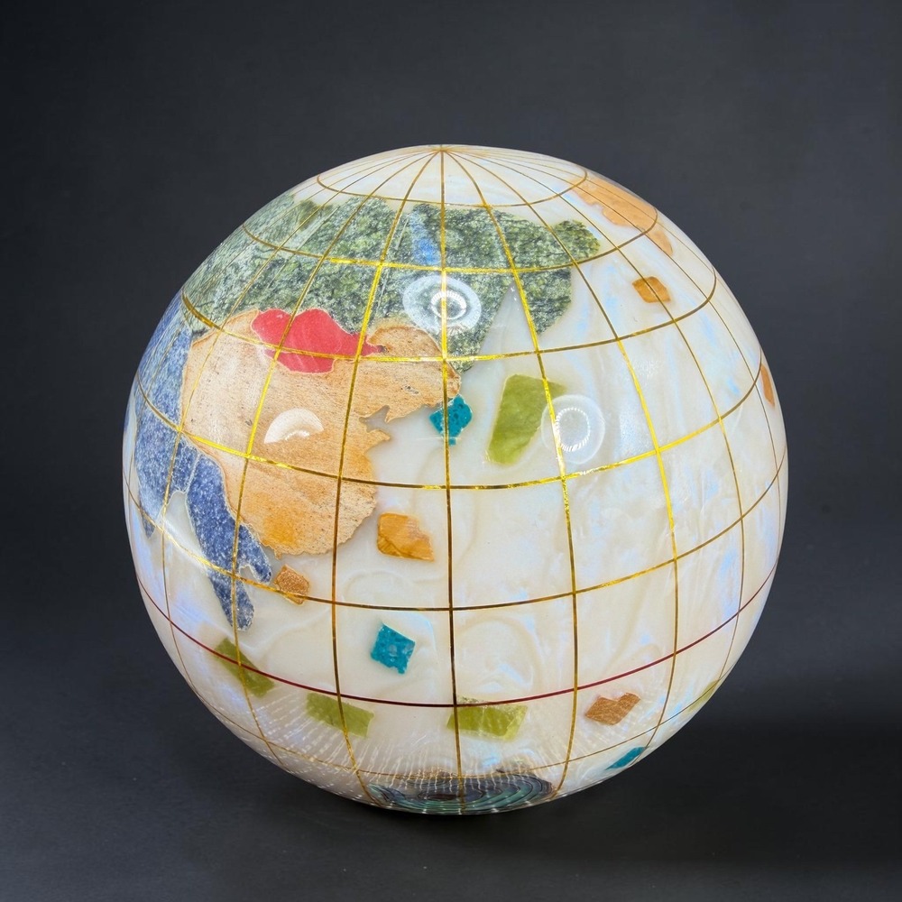 Alexander Kalifano Mother of Pearl & Gemstone Globe Paperweight 3 Inch VTG